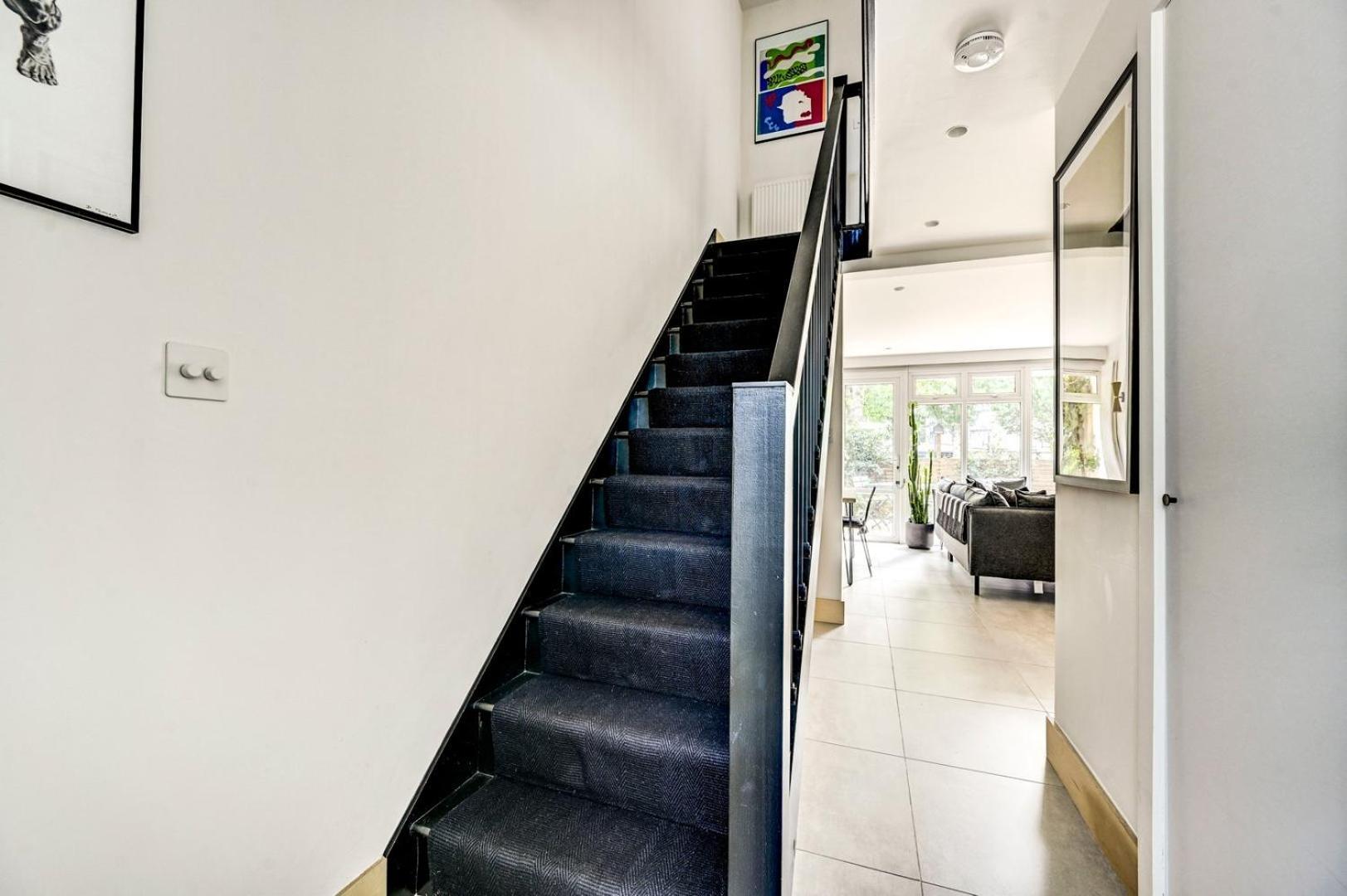 런던 Guestready - Bold Modernity Near Kennington Park 아파트 외부 사진