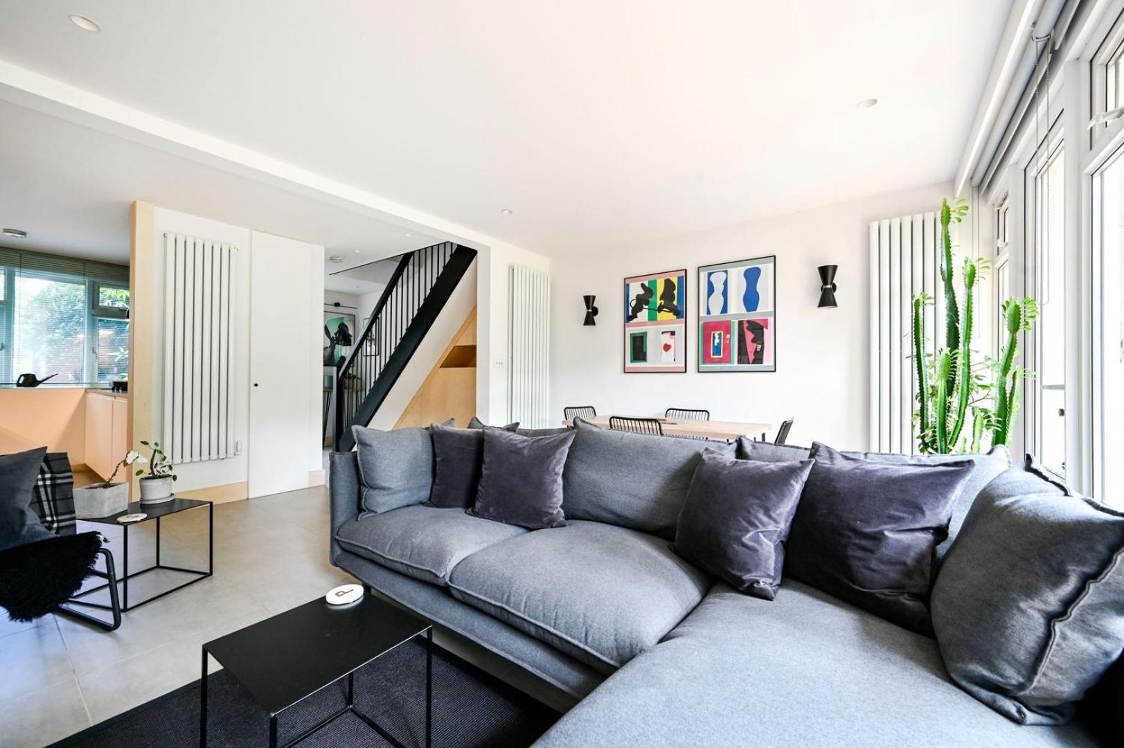 런던 Guestready - Bold Modernity Near Kennington Park 아파트 외부 사진